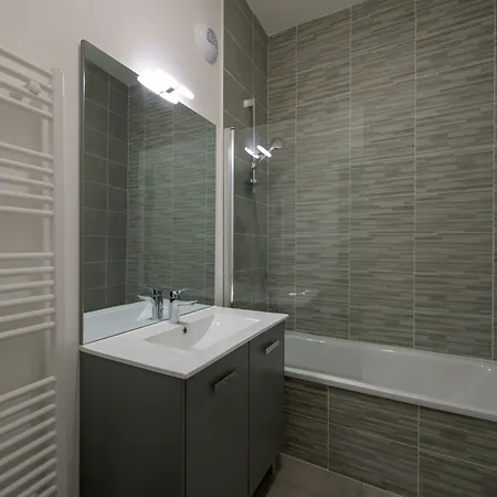 Goelia Le Sylene 아그